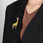 Load image into Gallery viewer, Giraffe Brooch for Women | Fashion Cute Animal Pin | Soria Jewelry