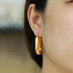 Load image into Gallery viewer, Gold Hoop Earrings Chunky Oval Design for Women | Soria Jewelry