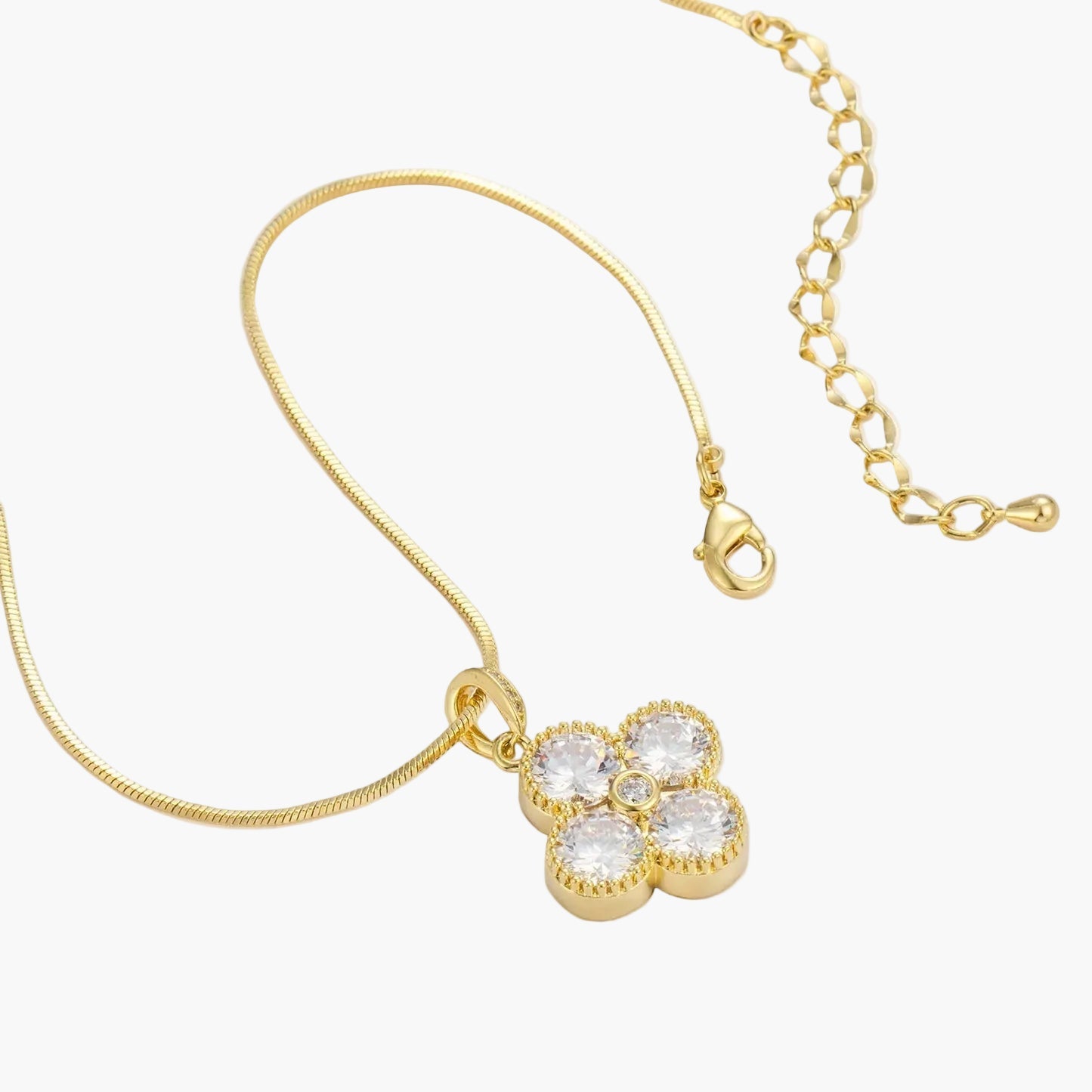 Why Do You Need Minimalist Necklaces for Everyday Elegance?