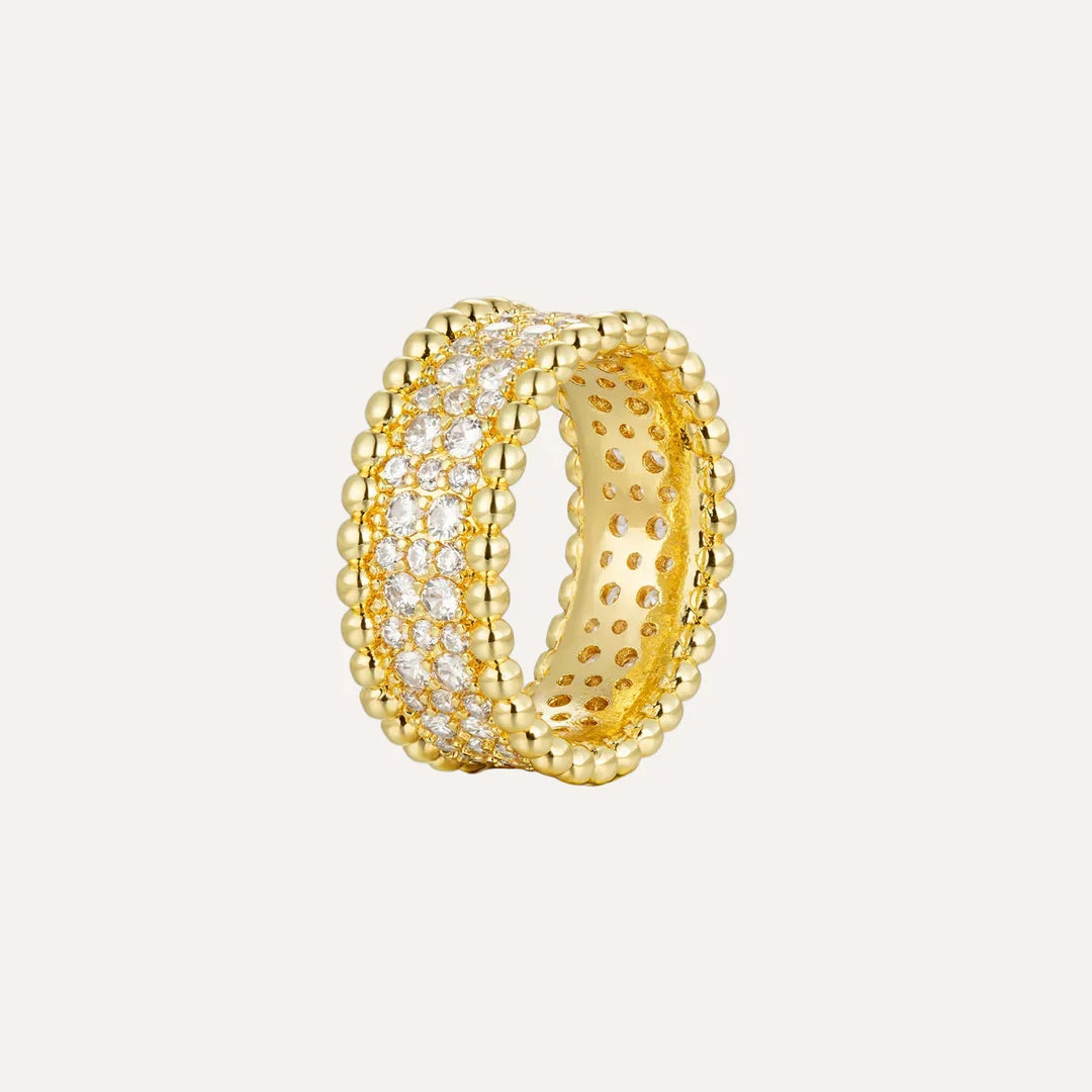 How to Choose White Gold Stacking Rings for Everyday Elegance