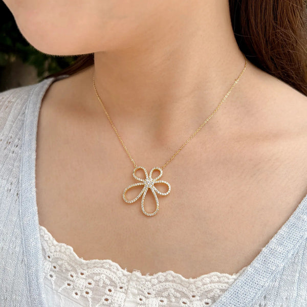 Dainty Flower Necklace with Gold Tone for Women | Soria Jewelry