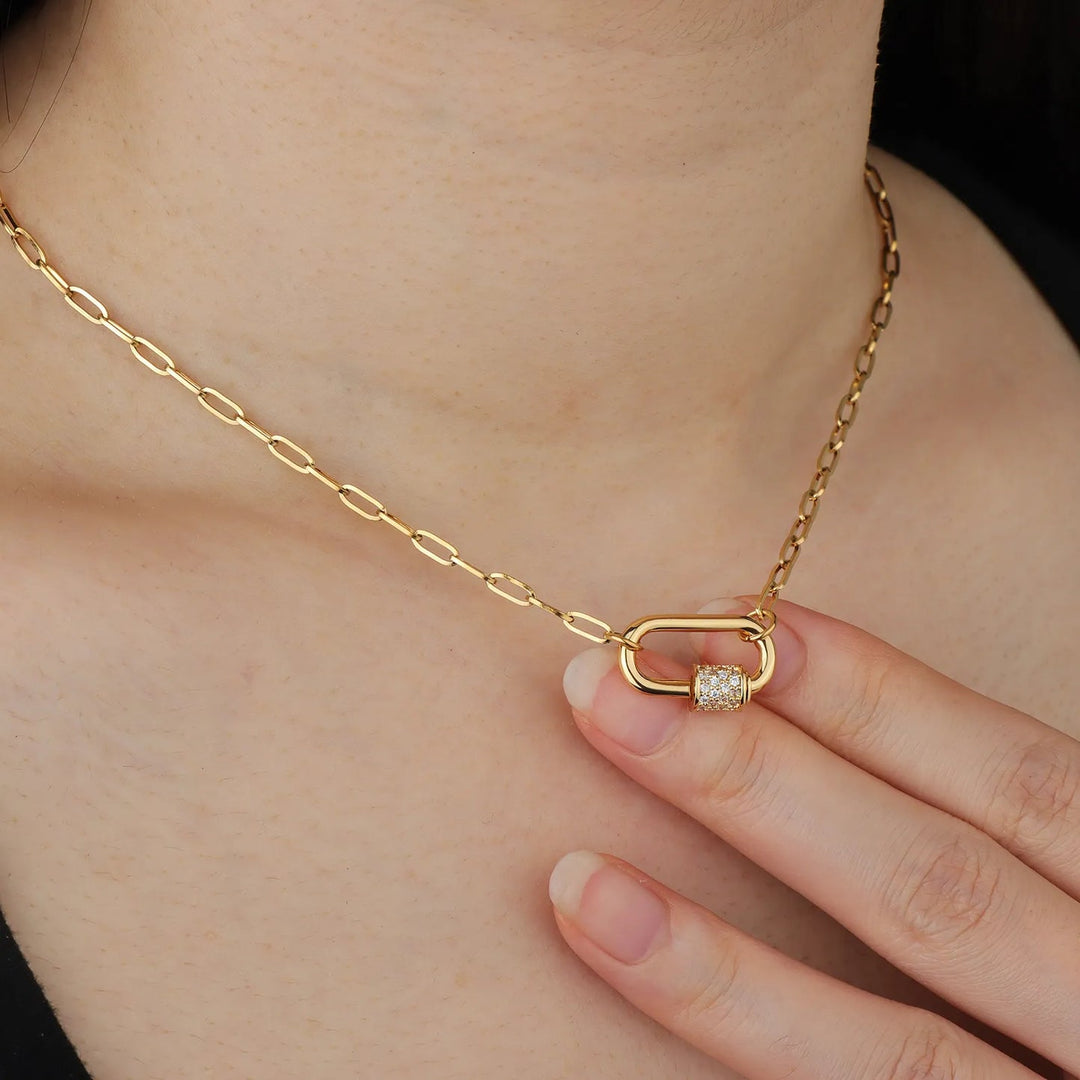 Locket Necklace for Women | Personalized Crystal Pendant Design | Soria Jewelry