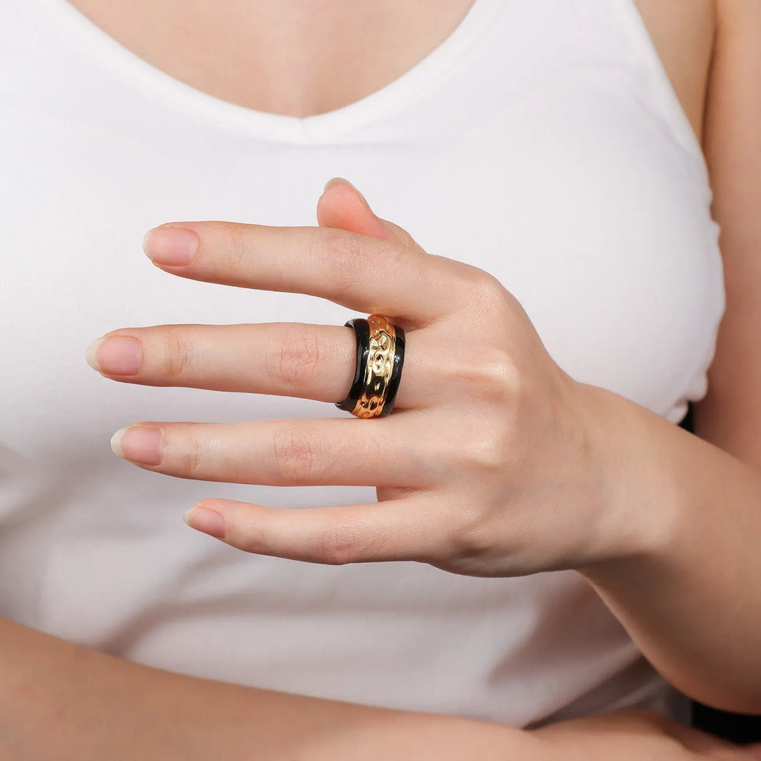 Chunky Ring for Women | Vintage Gold Black Textured Design | Soria Jewelry